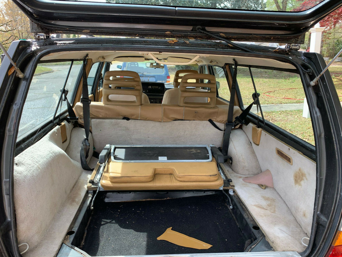 1991 Volvo 240 Model - photo 8