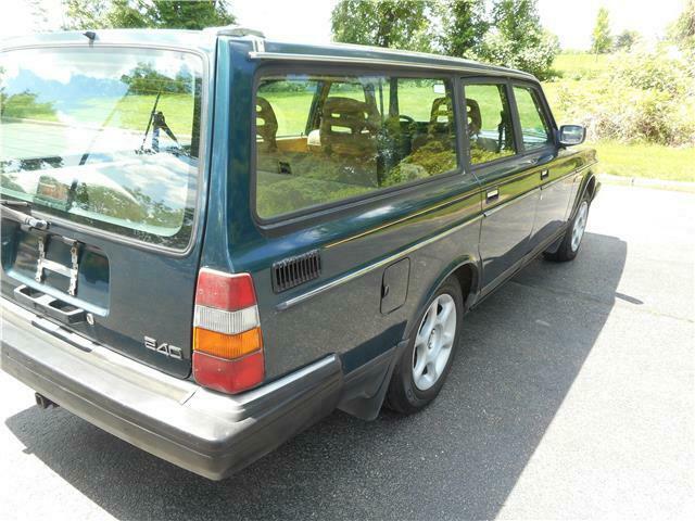 1991 Volvo 240 WAGON 3RD ROW NON-SMOKER CLEAN CARFAX MUST SELL! - photo 4