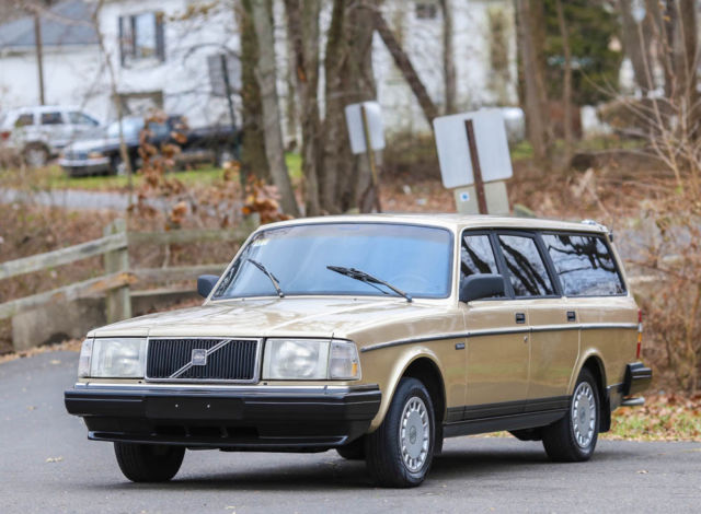 1991 Volvo 240 Wagon 5 Speed Manual Rare Reliable Clean CARFAX - photo 3