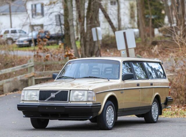 1991 Volvo 240 Wagon 5 Speed Manual Rare Reliable Clean CARFAX - photo 3