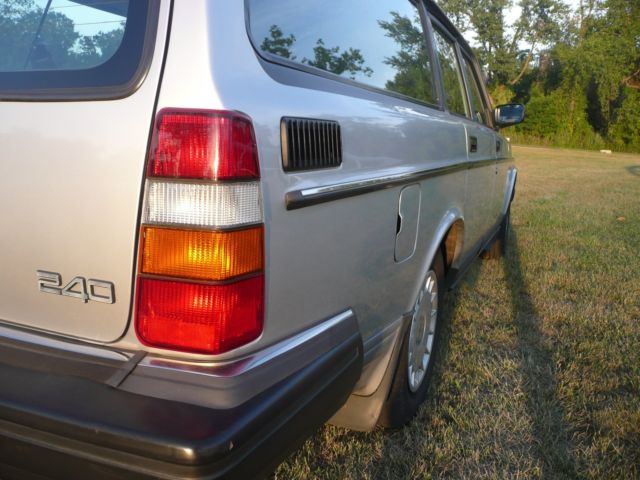 1991 Volvo 240 - photo 4