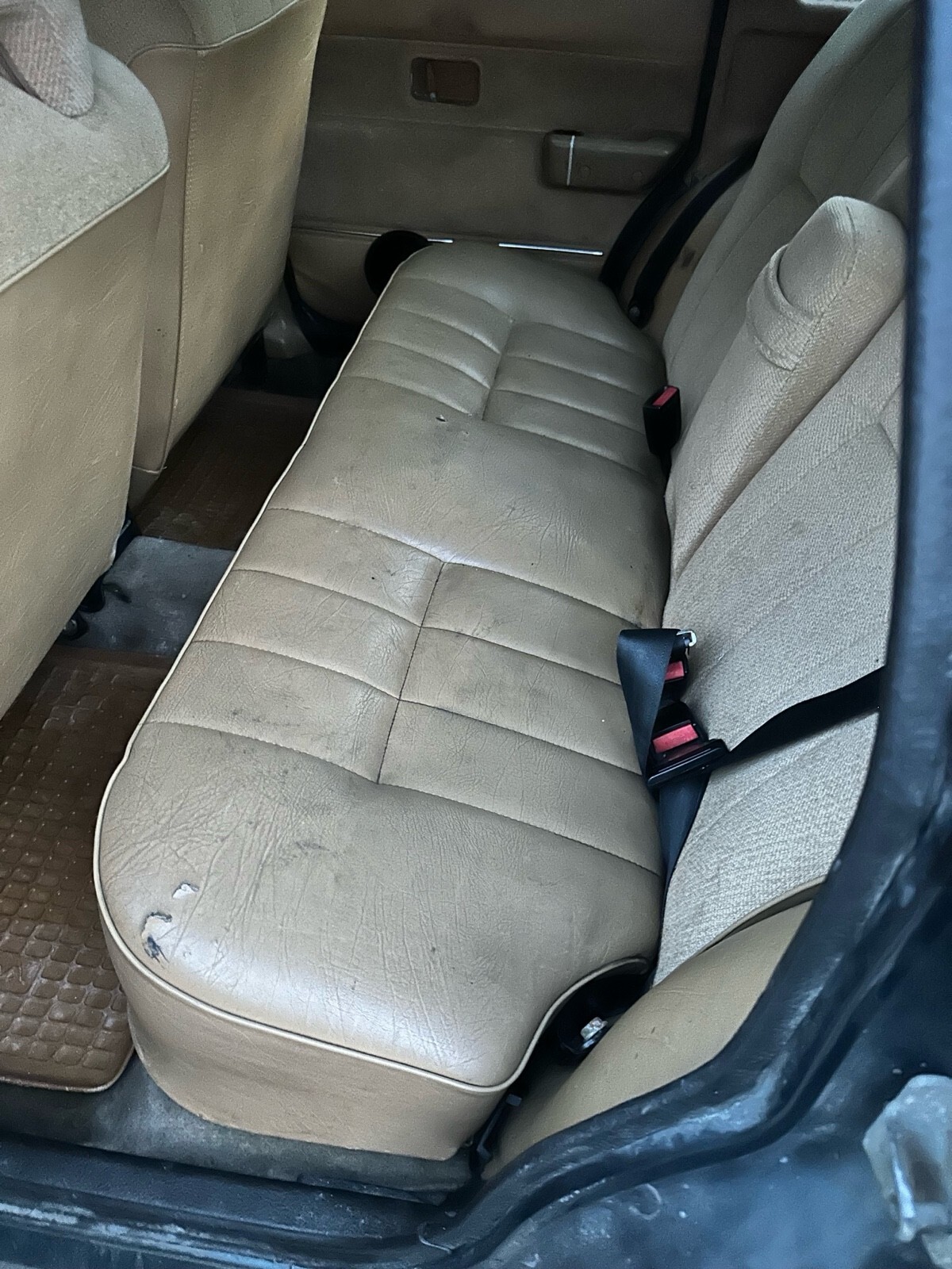 1991 Volvo 240 - photo 8