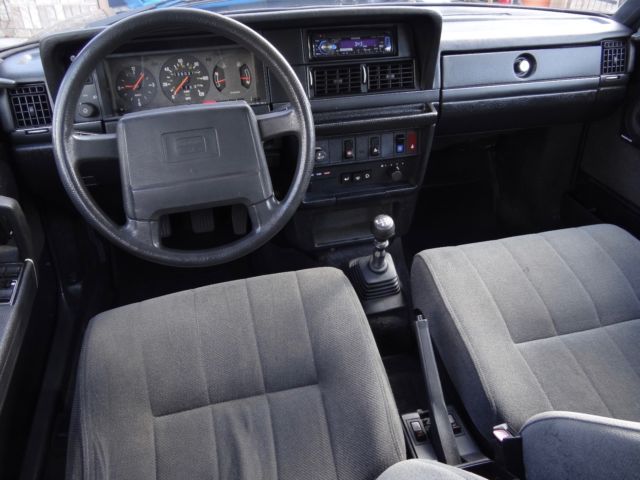 1991 Volvo 240 - photo 9