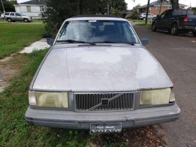 1991 Volvo 740 Sedan 4D - photo 5