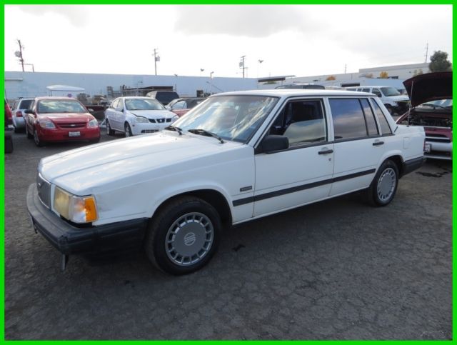 1991 Volvo 740 Used 2.3L I4 8V Automatic NO RESERVE 1991 Volvo 740 Base Sedan 4-Door