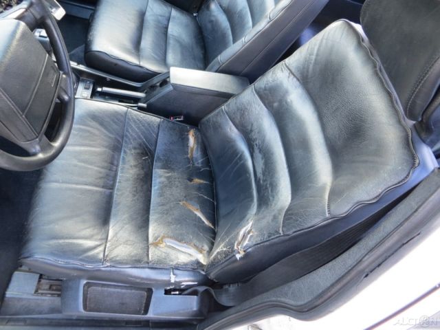1991 Volvo 740 Base Sedan 4-Door - photo 12