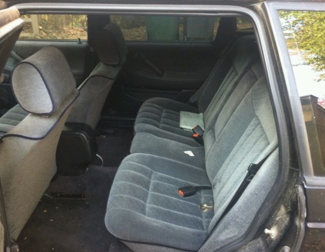 1991 Volkswagen Passat GL - photo 4