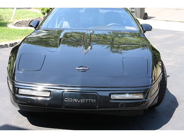 1991 ZR-1 CORVETTE 6 SPEED TWO HARD TOPS LEATHER SEATS **WE SHIP WORLD WIDE** 1991 Chevrolet Corvette 2dr Coupe Ha