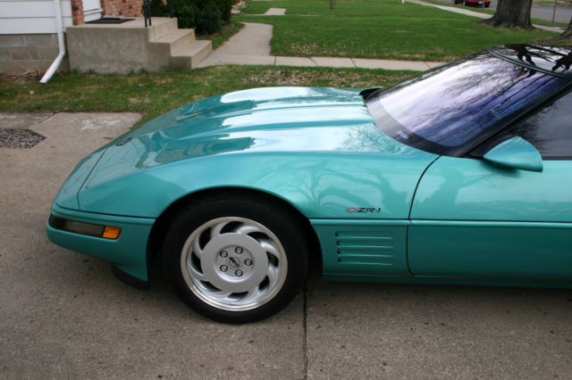 1991 Chevrolet Corvette ZR-1 - photo 4