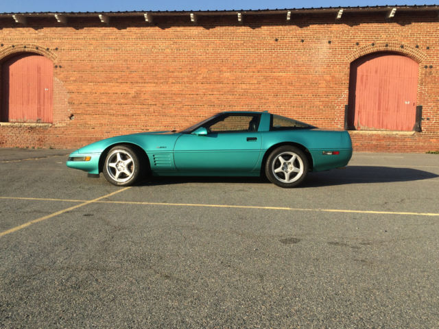 1991 Chevrolet Corvette ZR-1 - photo 2