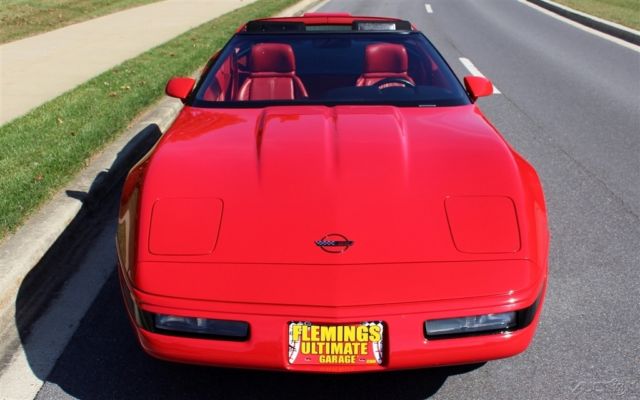 1991 Chevrolet Corvette Base Hatchback 2-Door - photo 8