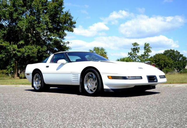 1991 Chevrolet Corvette Code 10 Arctic White exterior - photo 10