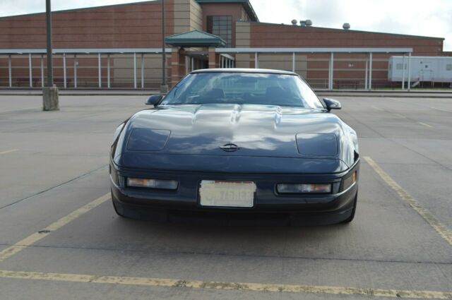 1991 ZR1 Corvette with Ultra-Low Miles. Rare Tripple Black. 1991 Chevrolet Corvette ZR1