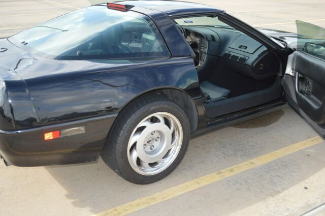 1991 Chevrolet Corvette ZR1 - photo 7