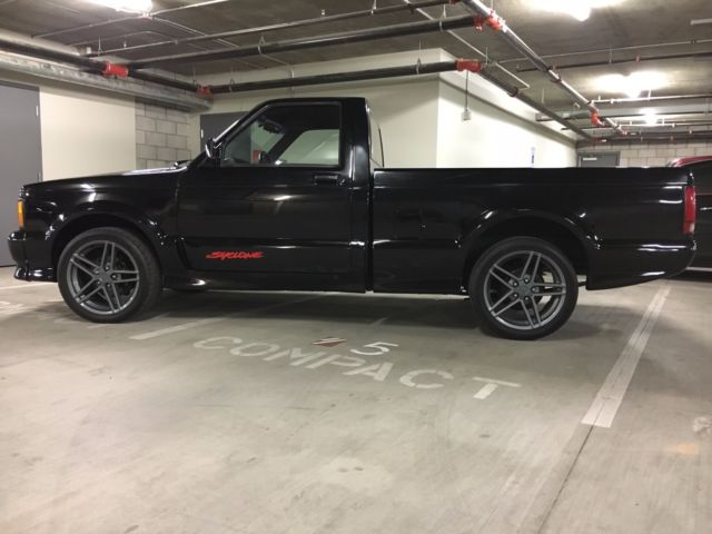 1991 GMC SYCLONE - photo 6