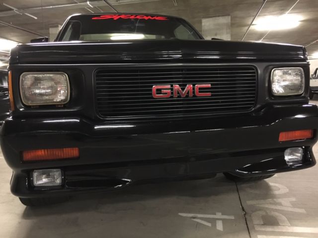 1991 GMC SYCLONE - photo 8