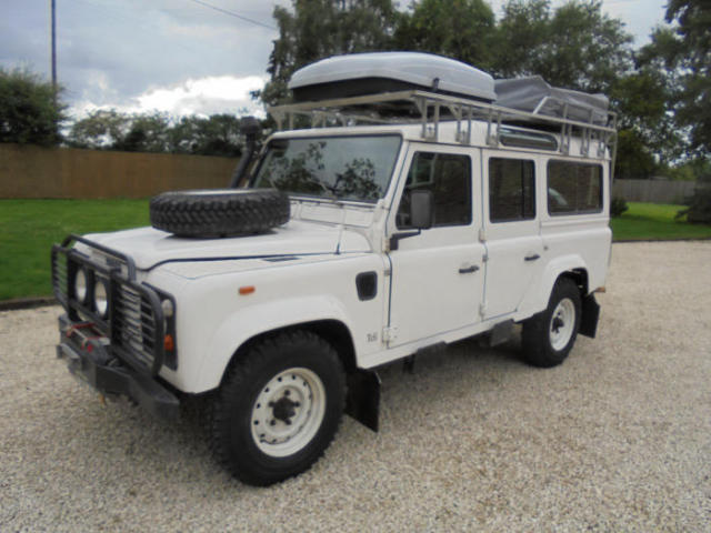 1980 Land Rover Defender County Station Wagon - photo 12