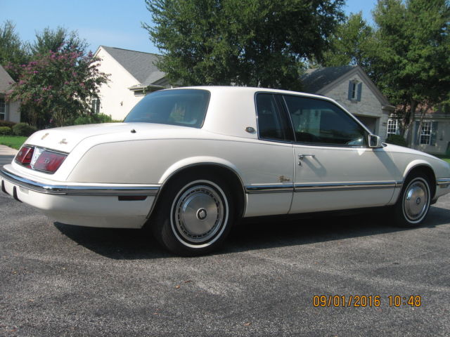 1992 Buick Riviera - photo 13