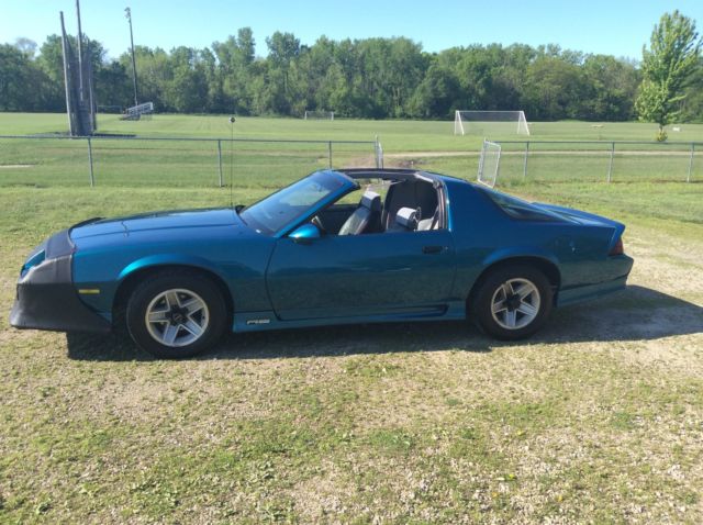 1992 25th Anniversary Edition Camaro Well Maintained, Daily Driver Convertible T 1992 Chevrolet Camaro