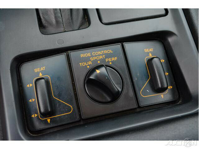 1992 Chevrolet Corvette 2dr Coupe Hatchback - photo 13