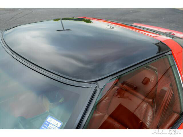 1992 Chevrolet Corvette 2dr Coupe Hatchback - photo 3
