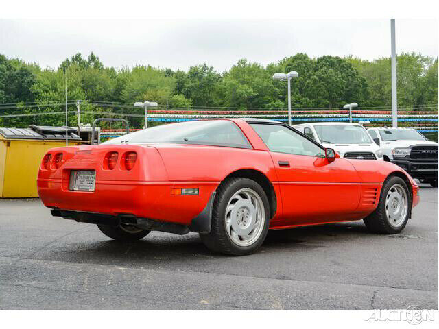 1992 Chevrolet Corvette 2dr Coupe Hatchback - photo 4
