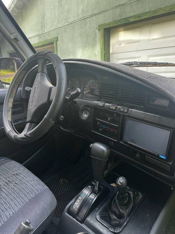 1992 Toyota Land Cruiser 4WD 4dr SUV Stock Number 4141759 - photo 7