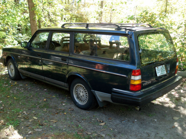 1992 5-speed Volvo wagon 1992 Volvo 240