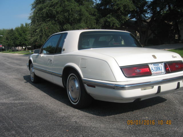 1992 Buick Riviera - photo 5