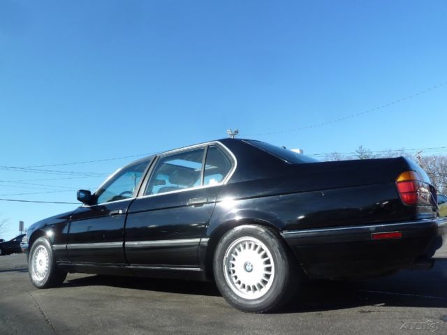 1992 BMW 7-Series 735iL - photo 5
