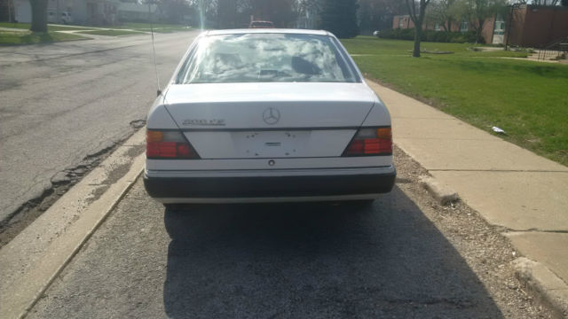 1992 Mercedes-Benz 300-Series : Rare CE W124 : - photo 4
