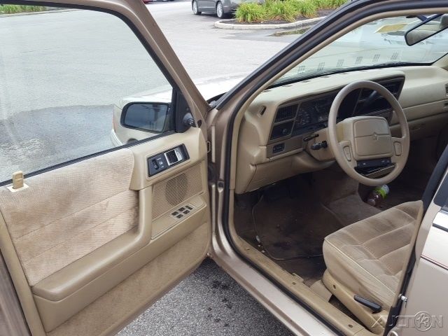 1992 Plymouth Acclaim - photo 6