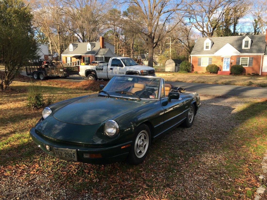 1992 Alfa Romeo Spider Convertible Green RWD Manual 1992 Alfa Romeo Spider