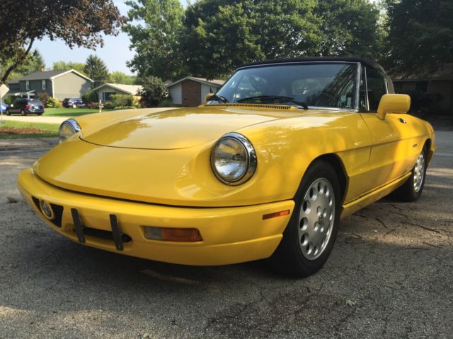 1992 Alfa Romeo Spider Veloce 1 Family Owned 1992 Alfa Romeo Spider Veloce