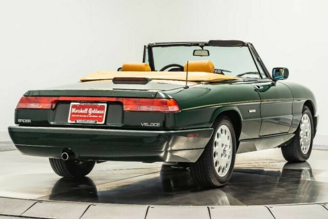 1992 Alfa Romeo Spider Veloce - photo 8