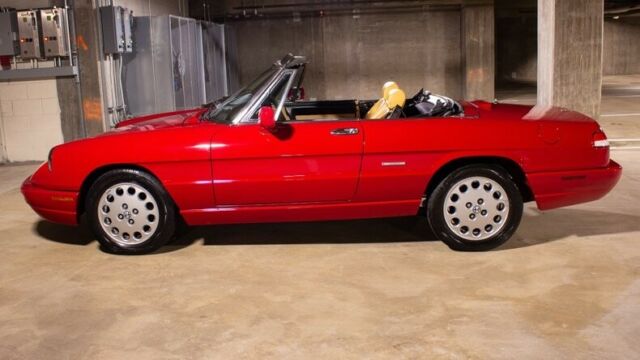 1992 Alfa Romeo Spyder Veloce - photo 2