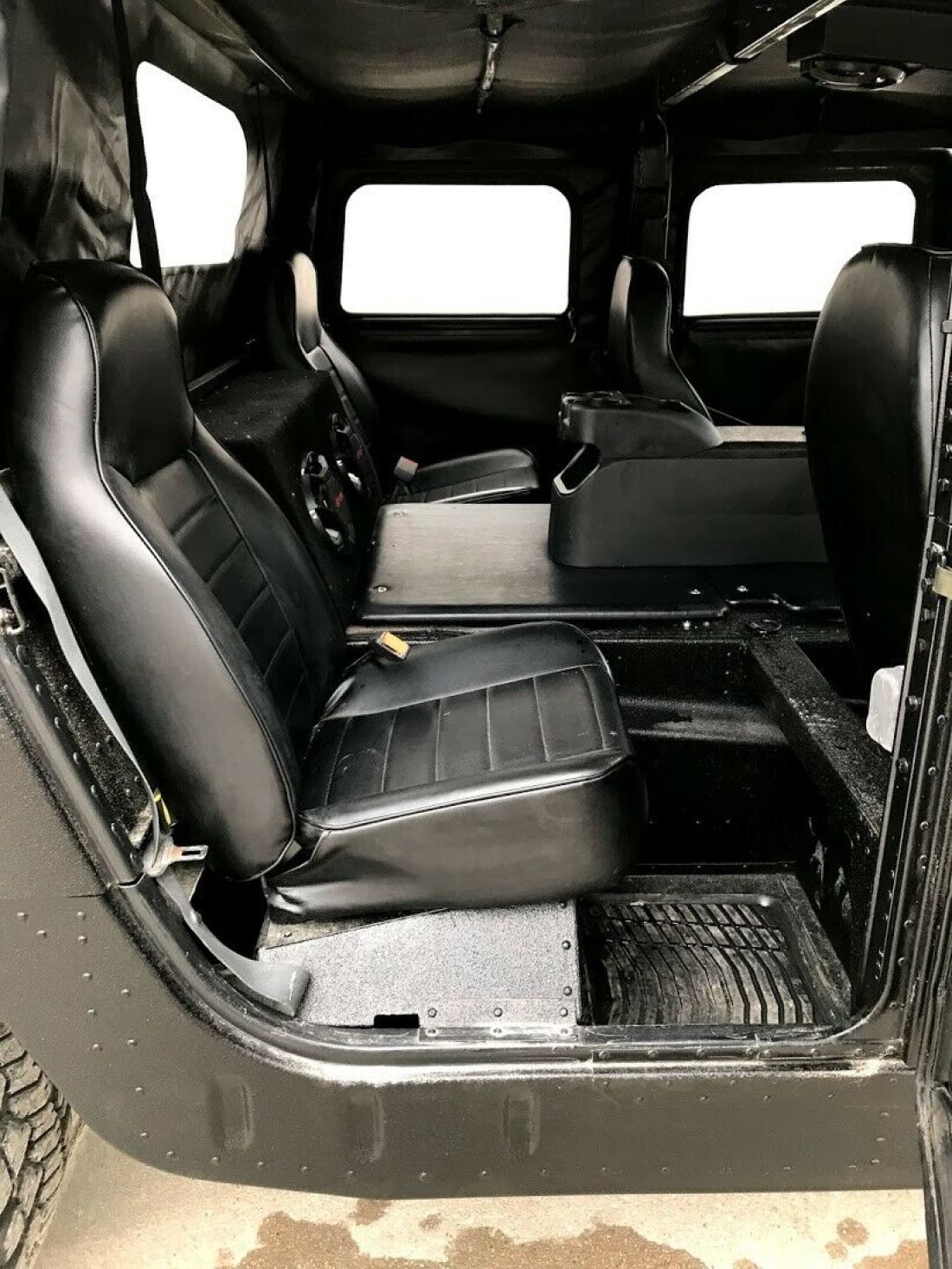 1992 Hummer H1 - photo 11