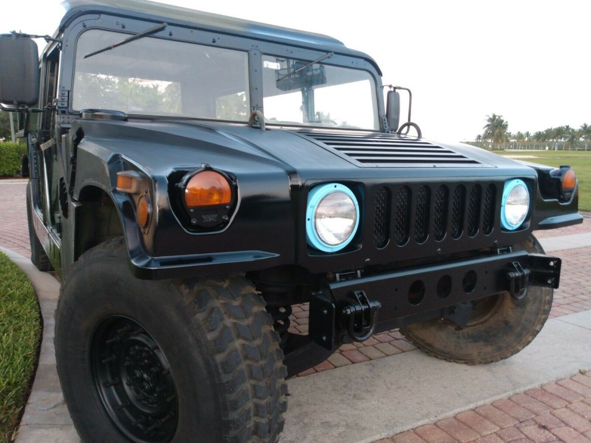 1992 Hummer H1 - photo 2
