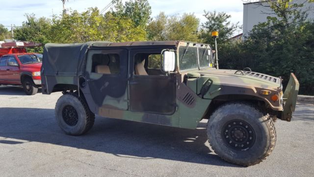 1992 Hummer H1 Clean title very good condition! - photo 2