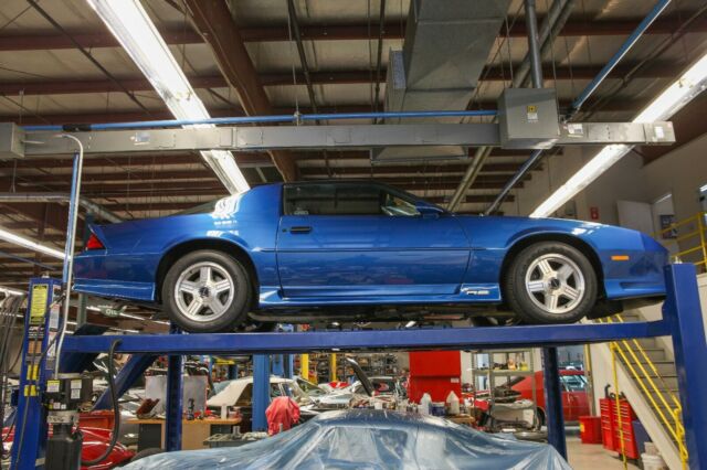 1992 Chevrolet Camaro - photo 2