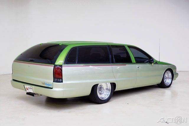1992 Chevrolet Caprice Base 4dr Wagon - photo 5