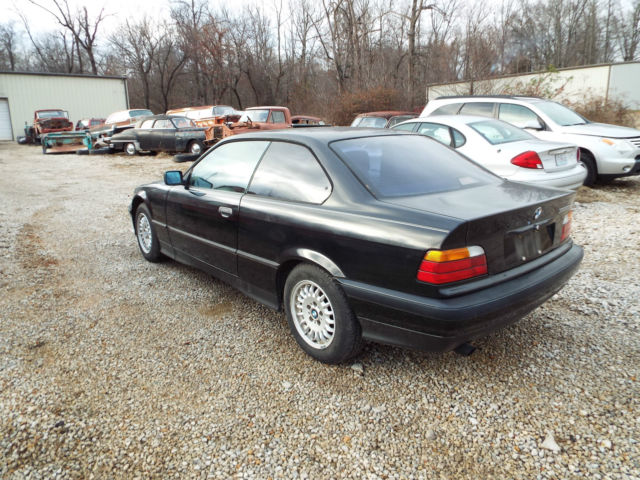 1992 BMW 3-Series 318i - photo 3