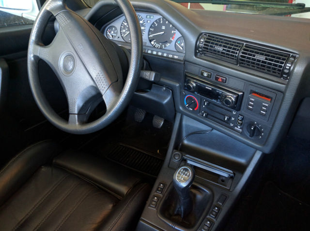 1992 BMW 3-Series 318iC - photo 6
