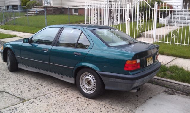 1992 BMW 3-Series 325i - photo 2