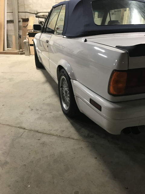 1992 BMW 3-Series Base Convertible 2-Door - photo 3