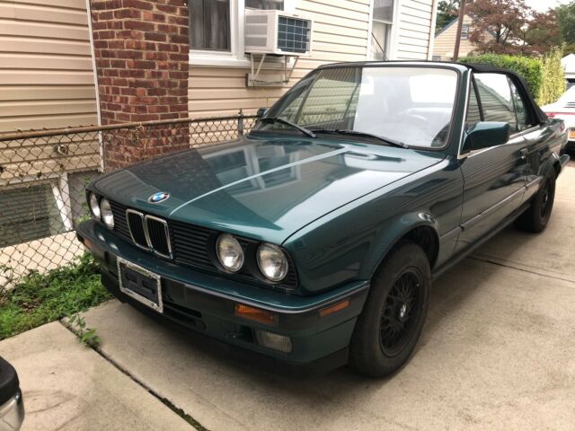 1992 BMW 325I CONVERTIBLE WITH 25K ORIGINAL MILES 1992 BMW 3-Series