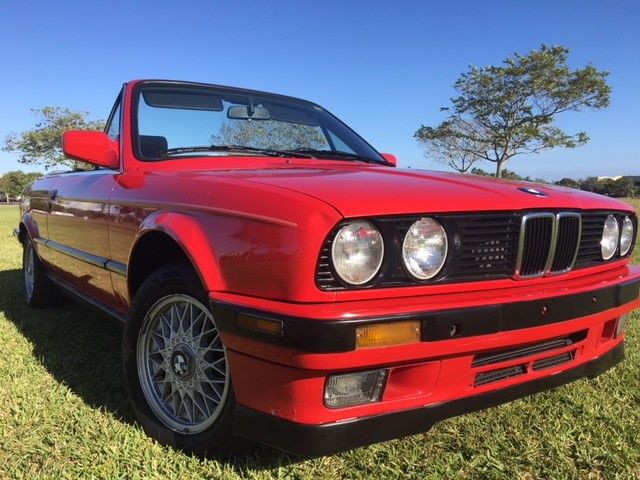 1992 BMW 325IC E30 CONVERTIBLE WITH NEW FULLY AUT CONVERTIBLE TOP NO RESERVE!!! 1992 BMW 3-Series