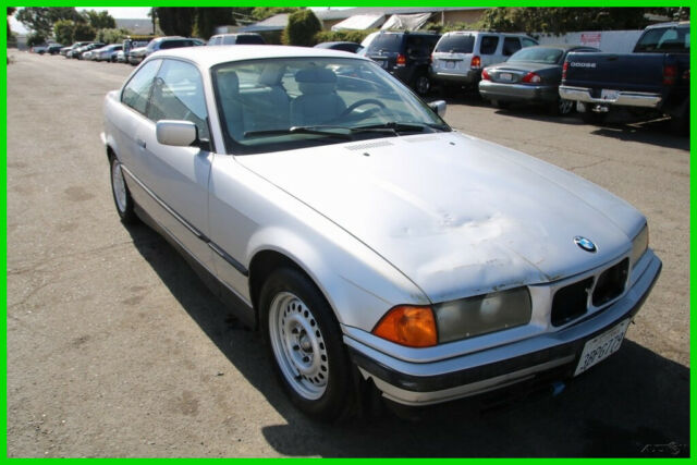 1992 BMW 325is 98K Low Miles 5-Speed Manual 6 Cylinder NO RESERVE 1992 BMW 3-Series is