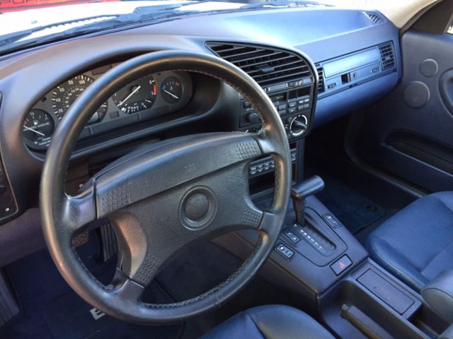 1992 BMW 3-Series 325is - photo 3