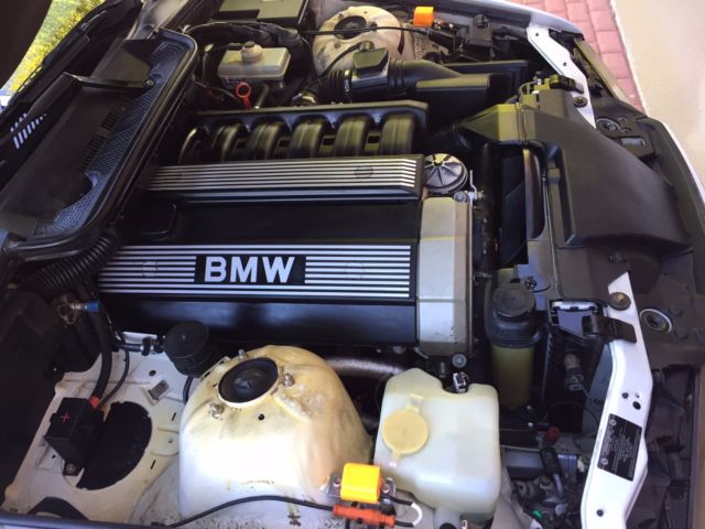 1992 BMW 3-Series 325is - photo 4